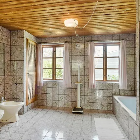 Feriehus 3 Bedroom Lovely In